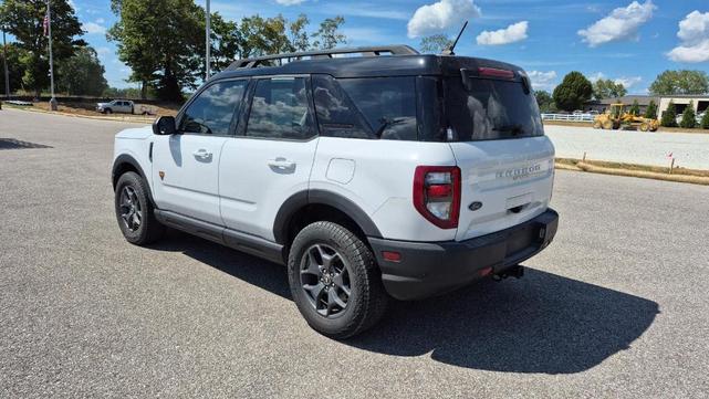 Photo of 2021 White Ford Bronco Sport