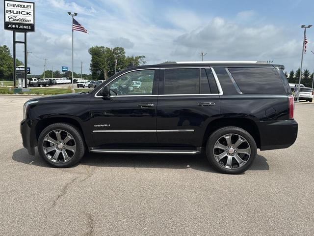 Photo of 2016 Onyx Black GMC Yukon