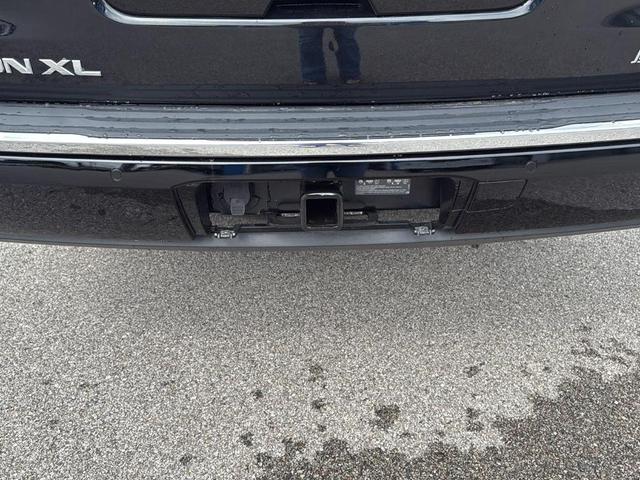 Photo of 2020 Onyx Black GMC Yukon XL