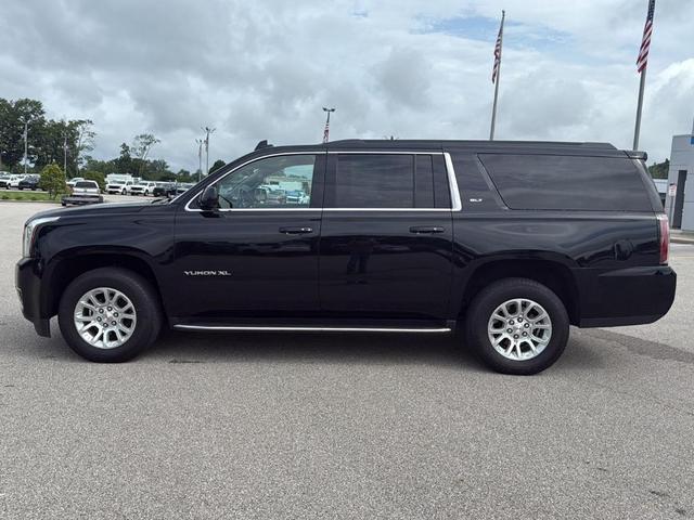 Photo of 2020 Onyx Black GMC Yukon XL