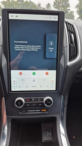 Photo of 2022 Agate Black Ford Edge