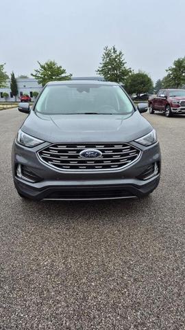 Photo of 2022 Agate Black Ford Edge