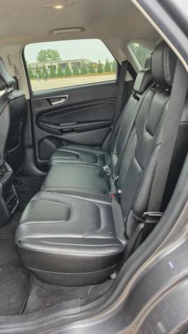 Photo of 2022 Agate Black Ford Edge