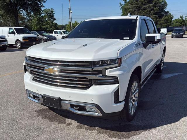 Photo of 2019 Iridescent Pearl Tricoat Chevrolet Silverado 1500