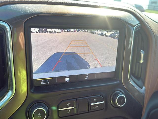 Photo of 2019 Iridescent Pearl Tricoat Chevrolet Silverado 1500