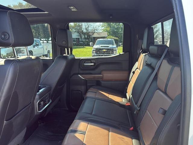 Photo of 2019 Iridescent Pearl Tricoat Chevrolet Silverado 1500