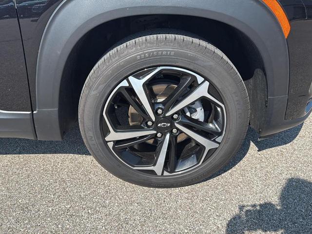 Photo of 2022 Mosaic Black Metallic Chevrolet Trailblazer