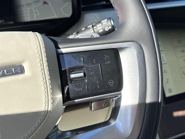 Photo of 2025 Gray Land Rover Range Rover
