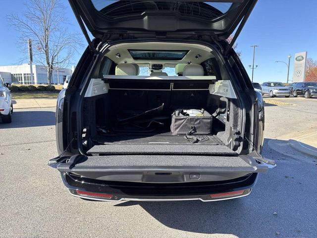 Photo of 2025 Gray Land Rover Range Rover