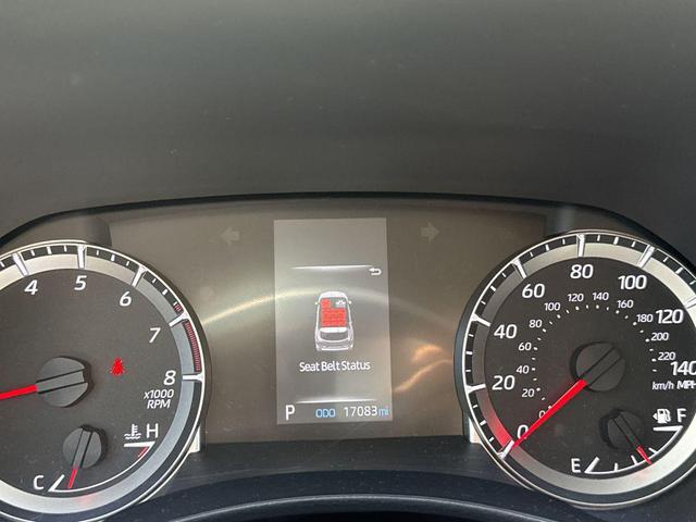 Photo of 2021 Blizzard Pearl Toyota Highlander