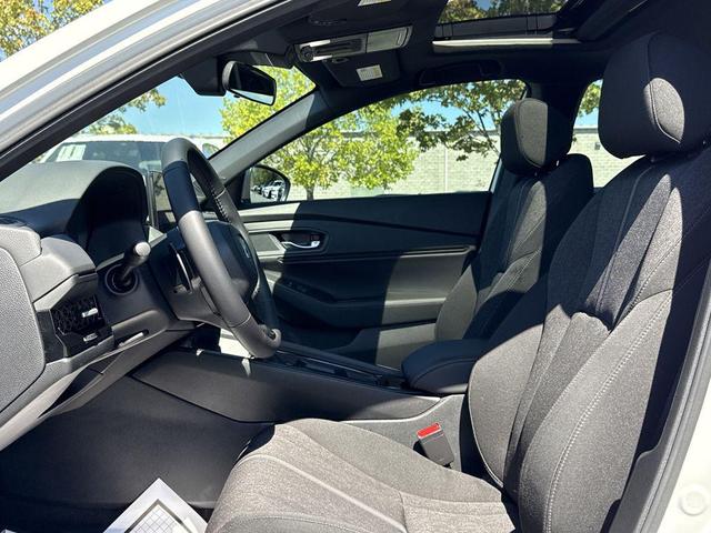 Photo of 2024 Platinum White Pearl Honda Accord Hybrid