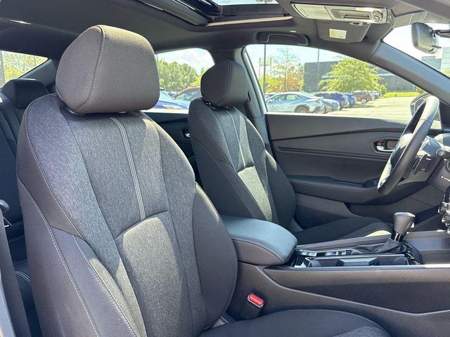 Photo of 2024 Platinum White Pearl Honda Accord Hybrid