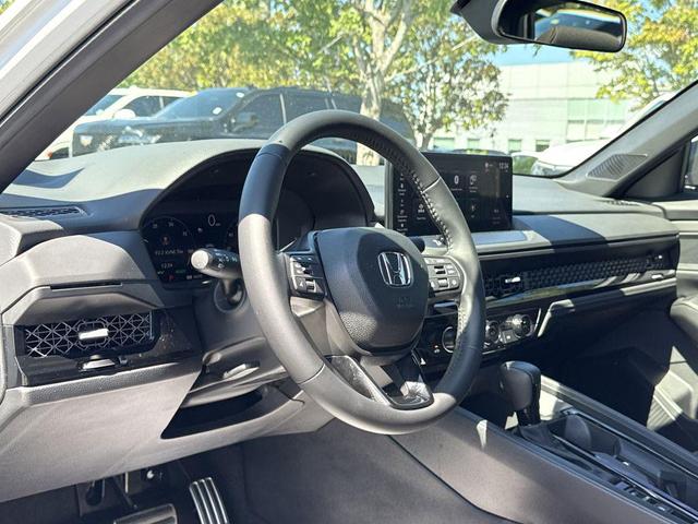 Photo of 2024 Platinum White Pearl Honda Accord Hybrid