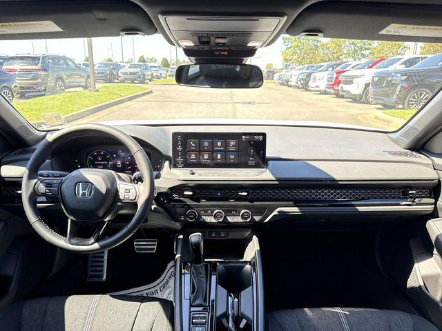 Photo of 2024 Platinum White Pearl Honda Accord Hybrid
