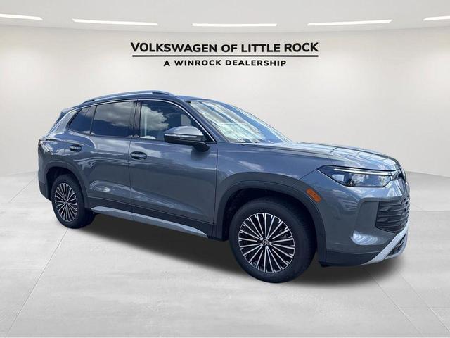 Photo of 2025 Platinum Volkswagen Tiguan