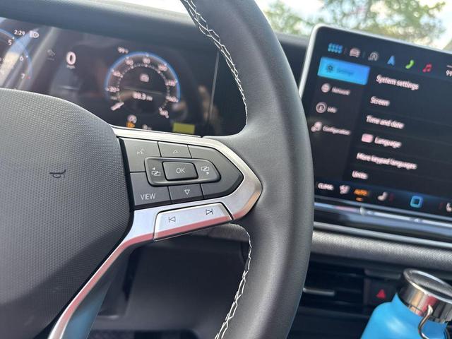 Photo of 2025 Platinum Volkswagen Tiguan