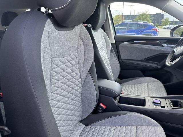 Photo of 2025 Platinum Volkswagen Tiguan
