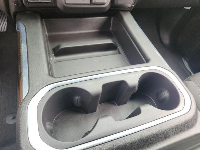 Photo of 2021 Summit White Chevrolet Silverado 1500