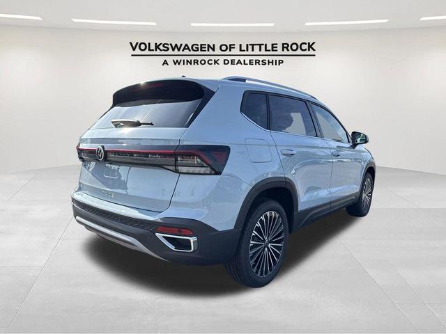 Photo of 2025 Gray Volkswagen Taos