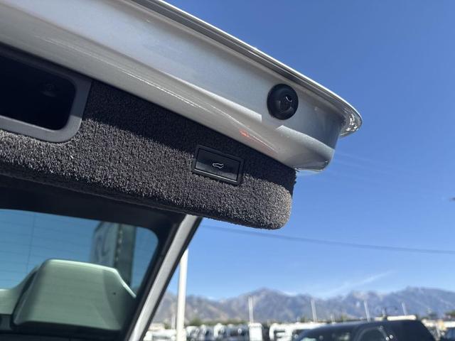Photo of 2008 Crystal Silver Metallic Porsche Cayenne