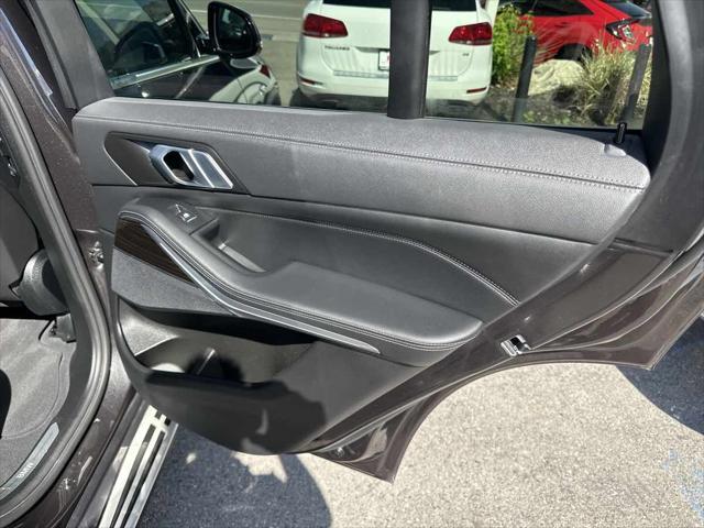 Photo of 2023 Dark Graphite Metallic BMW X5