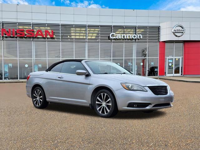 2014 Chrysler 200