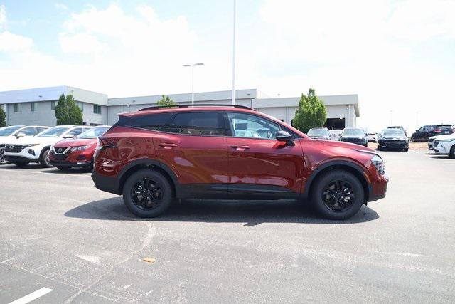 Photo of 2025 Dawning Red Kia Sportage