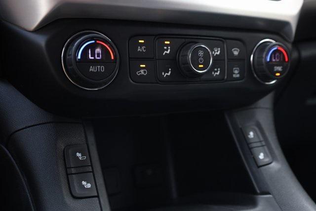 Photo of 2019 Summit White GMC Acadia