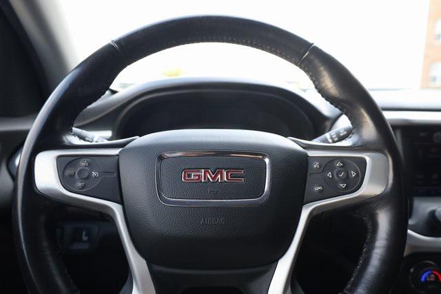 Photo of 2019 Summit White GMC Acadia