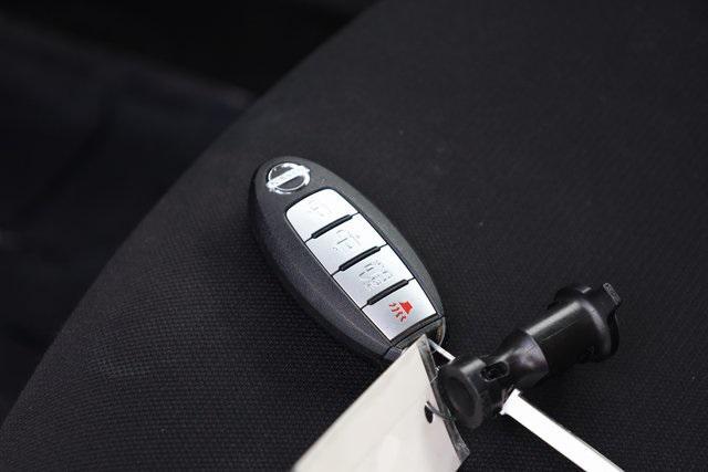 Photo of 2023 Super Black Nissan Sentra