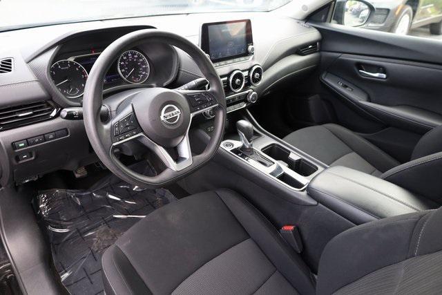Photo of 2023 Super Black Nissan Sentra