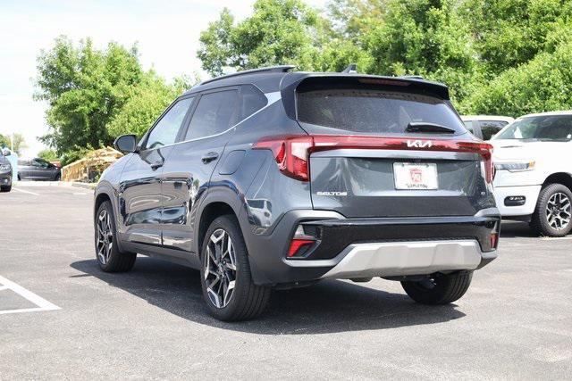 Photo of 2024 Gravity Gray Kia Seltos