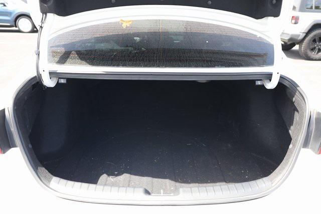 Photo of 2022 Snow White Pearl Kia Forte