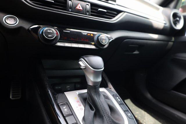 Photo of 2022 Snow White Pearl Kia Forte