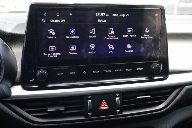 Photo of 2022 Snow White Pearl Kia Forte