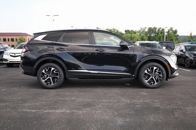 Photo of 2025 Fusion Black Kia Sportage Hybrid