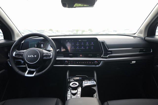 Photo of 2025 Fusion Black Kia Sportage Hybrid