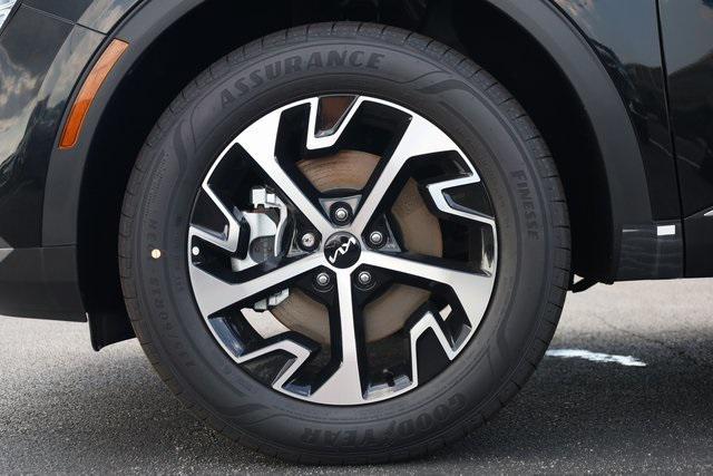 Photo of 2025 Fusion Black Kia Sportage Hybrid