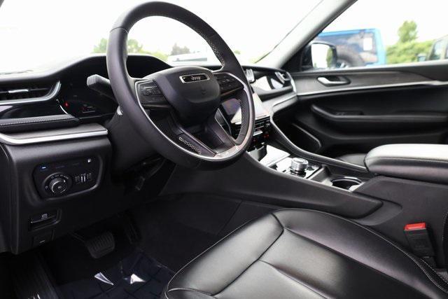 Photo of 2023 Bright White Clearcoat Jeep Grand Cherokee 4xe