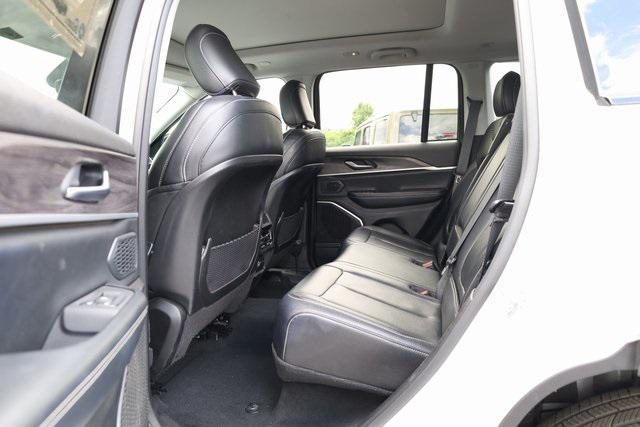 Photo of 2023 Bright White Clearcoat Jeep Grand Cherokee 4xe