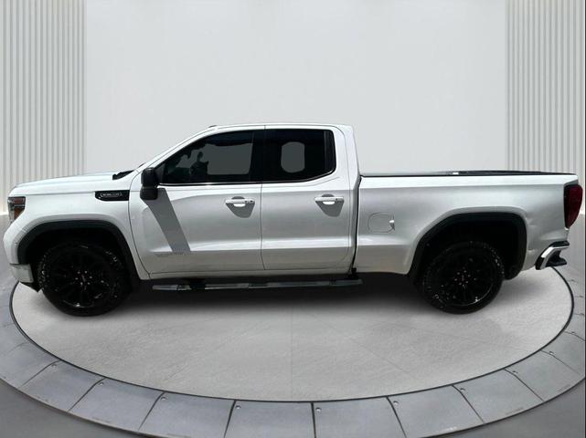 Photo of 2021 Summit White GMC Sierra 1500