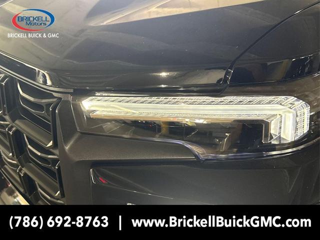 Photo of 2025 Onyx Black GMC Canyon