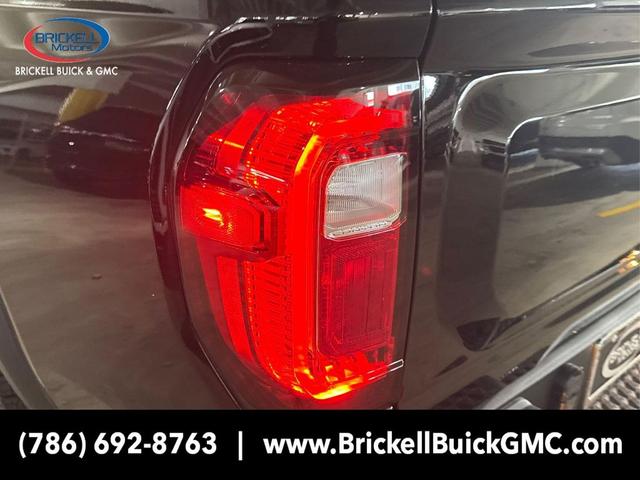 Photo of 2025 Onyx Black GMC Canyon