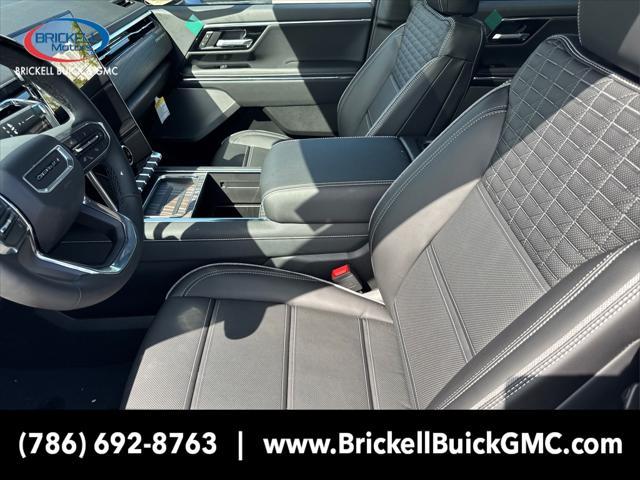 Photo of 2025 Summit White GMC Sierra EV