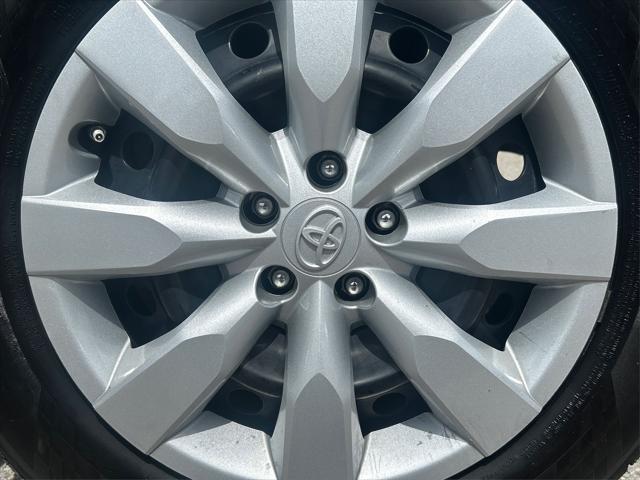 Photo of 2016 Classic Silver Metallic Toyota Corolla