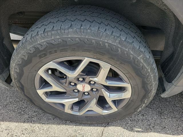 Photo of 2022 Onyx Black GMC Sierra 1500