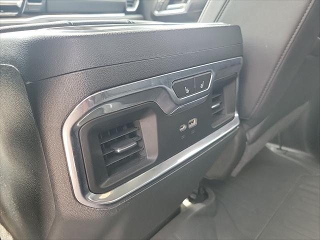 Photo of 2022 Onyx Black GMC Sierra 1500