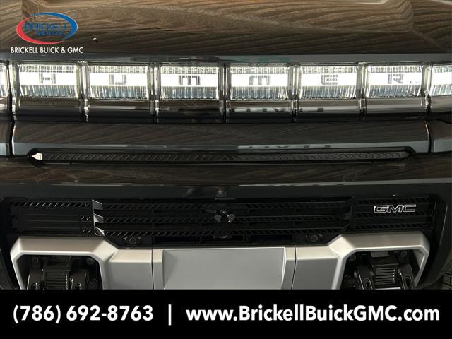 Photo of 2025 Graphite Blue Metallic GMC HUMMER EV Pickup