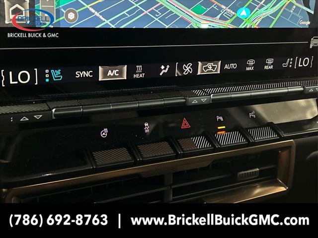 Photo of 2025 Graphite Blue Metallic GMC HUMMER EV Pickup