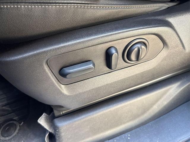Photo of 2023 Quicksilver Metallic GMC Sierra 2500